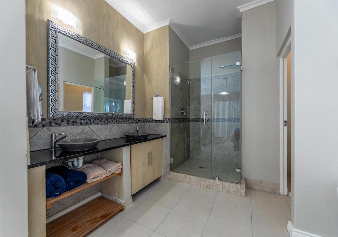 Apartment Melkbos Moments Melkbosstrand Bagian luar foto